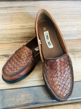 Cherokee women’s Woven Leather Loafers in Brown size 9
